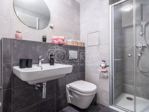 Pronájem bytu 1+kk, Praha - Hloubětín, Kbelská, 34 m2