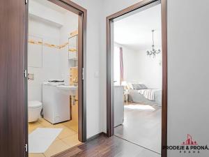 Prodej bytu 1+kk, Praha - Vysočany, Freyova, 22 m2