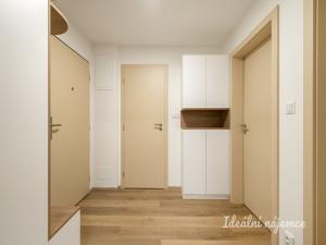 Pronájem bytu 2+kk, Praha - Vysočany, Čerpadlová, 48 m2