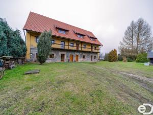 Prodej apartmánu, Mšeno, Na Skaličkách, 2273 m2