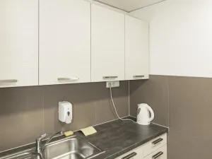 Pronájem kanceláře, Praha - Stodůlky, Šafránkova, 46 m2