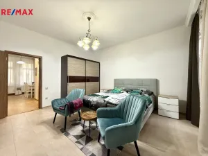 Pronájem bytu 2+1, Karlovy Vary, Petřín, 47 m2