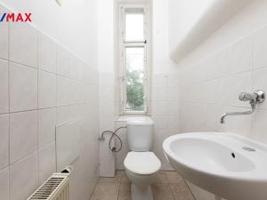 Pronájem komerční nemovitosti, Karlovy Vary, Moskevská, 53 m2