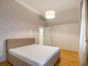 Pronájem bytu 2+kk, Praha - Malá Strana, Všehrdova, 70 m2