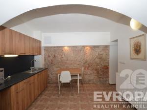 Prodej komerční nemovitosti, Praha - Žižkov, U božích bojovníků, 47 m2