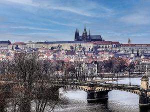 Pronájem bytu 4+kk, Praha - Nové Město, Masarykovo nábřeží, 110 m2