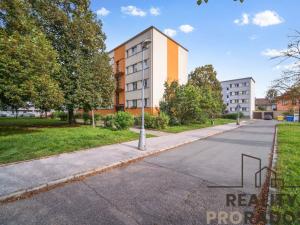 Pronájem bytu 2+kk, Hradec Králové, V Koutech, 46 m2