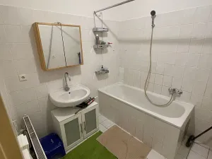 Pronájem bytu 2+kk, Praha - Lysolaje, Sídlištní, 68 m2