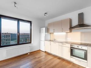 Pronájem bytu 3+kk, Praha - Karlín, Nekvasilova, 91 m2