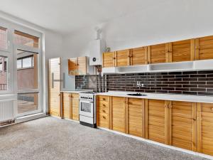 Prodej bytu 3+1, Liberec - Liberec III-Jeřáb, nám. Soukenné, 124 m2