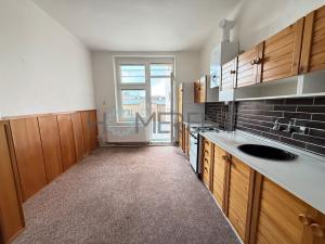 Prodej bytu 3+1, Liberec - Liberec III-Jeřáb, nám. Soukenné, 124 m2