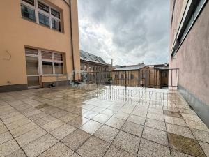 Prodej bytu 3+1, Liberec - Liberec III-Jeřáb, nám. Soukenné, 124 m2