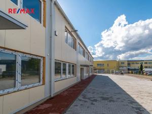 Pronájem výrobních prostor, Klecany, Parkerova, 816 m2