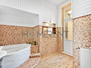 Prodej bytu 3+1, Liberec - Liberec III-Jeřáb, nám. Soukenné, 126 m2