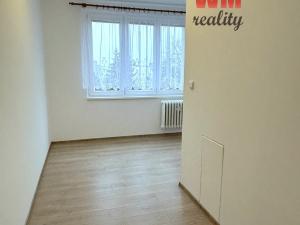 Pronájem bytu 2+1, Karlovy Vary - Stará Role, Závodu míru, 68 m2