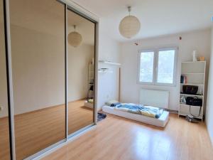 Pronájem bytu 2+kk, Praha - Strašnice, Krupská, 46 m2