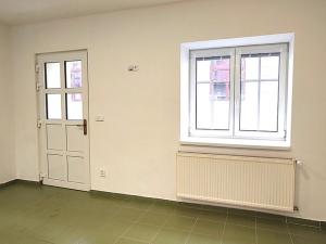 Pronájem obchodního prostoru, Bruntál, Partyzánská, 72 m2