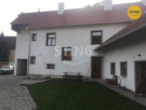 Pronájem bytu 1+1, Želeč, 40 m2