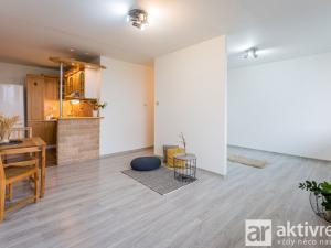 Pronájem bytu 2+kk, Neratovice, 17. listopadu, 46 m2