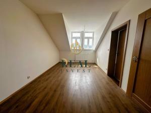 Prodej bytu 3+kk, Karlovy Vary, Na Vyhlídce, 78 m2