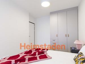 Pronájem bytu 2+kk, Praha - Holešovice, U Pergamenky, 61 m2