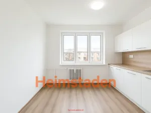 Pronájem bytu 2+1, Karviná - Nové Město, tř. Osvobození, 58 m2