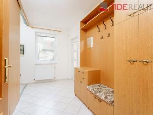 Pronájem vily, Průhonice, Jetelová, 290 m2