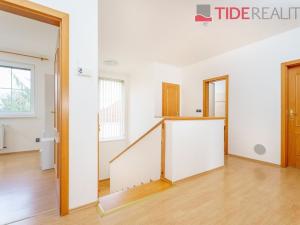 Pronájem vily, Průhonice, Jetelová, 290 m2