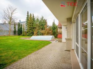 Pronájem vily, Průhonice, Jetelová, 290 m2