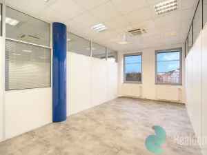 Pronájem kanceláře, České Budějovice, Pražská tř., 178 m2