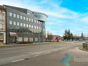 Pronájem kanceláře, České Budějovice, Pražská tř., 178 m2