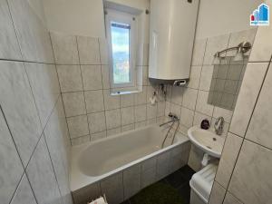 Pronájem bytu 3+1, Hostouň - Holubeč, 76 m2