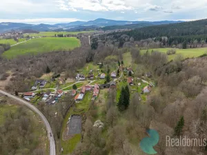 Prodej zemědělské usedlosti, Chroboly - Lučenice, 200 m2