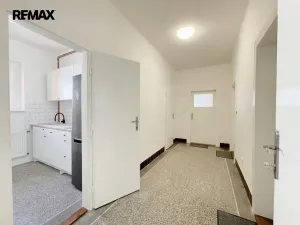 Pronájem kanceláře, Lety, 100 m2