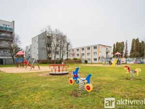 Prodej bytu 2+1, Kralupy nad Vltavou - Lobeček, Štefánikova, 58 m2