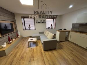 Prodej apartmánu, Andělská Hora, 660 m2