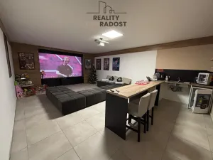 Prodej ubytování, Andělská Hora, 530 m2