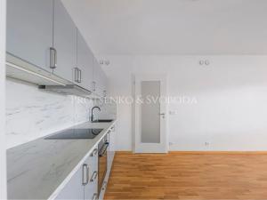 Pronájem bytu 2+kk, Praha - Modřany, Kolmanova, 56 m2