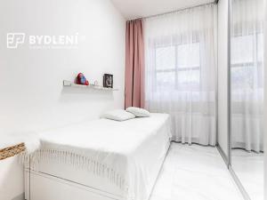 Prodej bytu 3+kk, Velemín, 326 m2