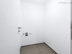Prodej bytu 2+kk, Praha - Nusle, Mužíkova, 43 m2
