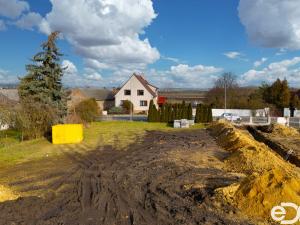 Prodej pozemku pro bydlení, Luštěnice, 859 m2