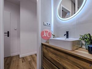 Prodej bytu 3+1, Ostrava, Abramovova, 63 m2