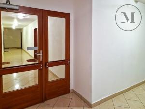 Pronájem bytu 2+kk, Praha - Záběhlice, Velenovského, 52 m2