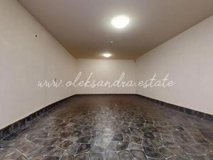 Prodej garáže, Praha - Vršovice, 28. pluku, 69 m2