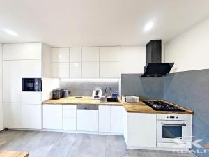 Prodej bytu 5+1, Louny, Poděbradova, 90 m2