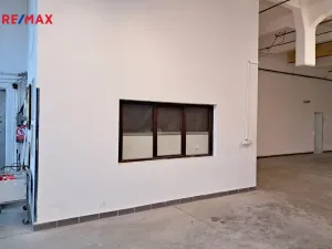 Pronájem skladu, Doudleby nad Orlicí, 223 m2
