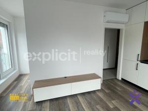 Pronájem bytu 1+kk, Otrokovice, tř. Spojenců, 36 m2