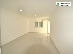 Prodej atypického bytu, Crikvenica, Chorvatsko, 121 m2