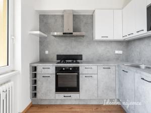 Pronájem bytu 2+kk, Praha - Letňany, Fryčovická, 52 m2