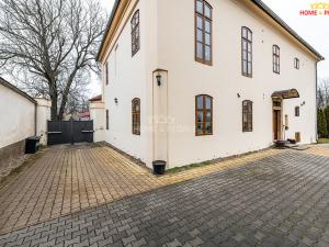 Pronájem bytu 2+1, Veleň - Mírovice, Na návsi, 70 m2